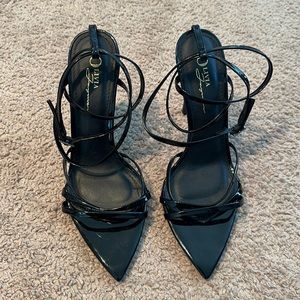 Point toe strappy sandals